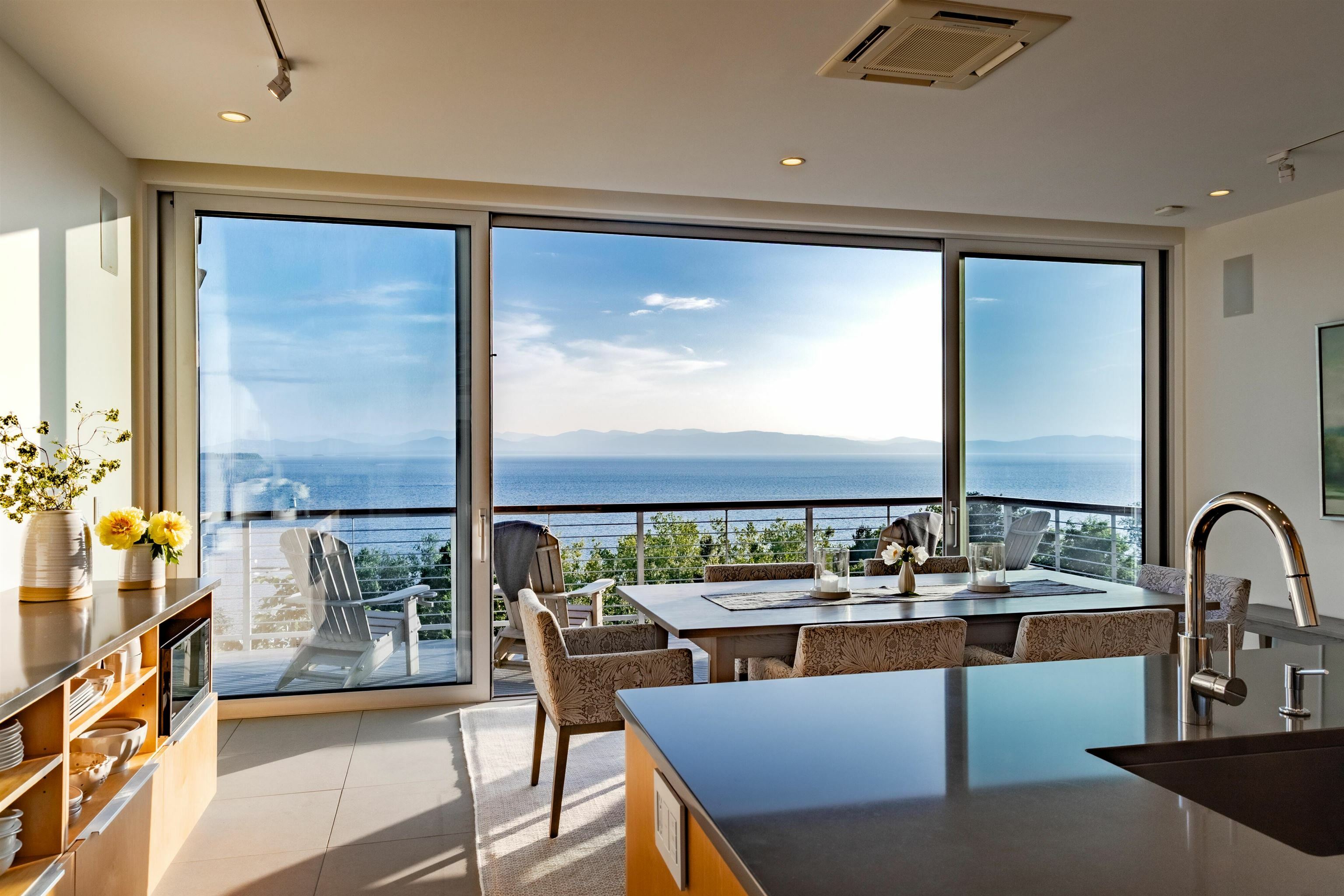 Property Photo:  11 Lakeview Terrace  VT 05401 