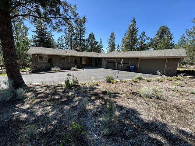 Property Photo: 69944 Meadow View Road OR 97759