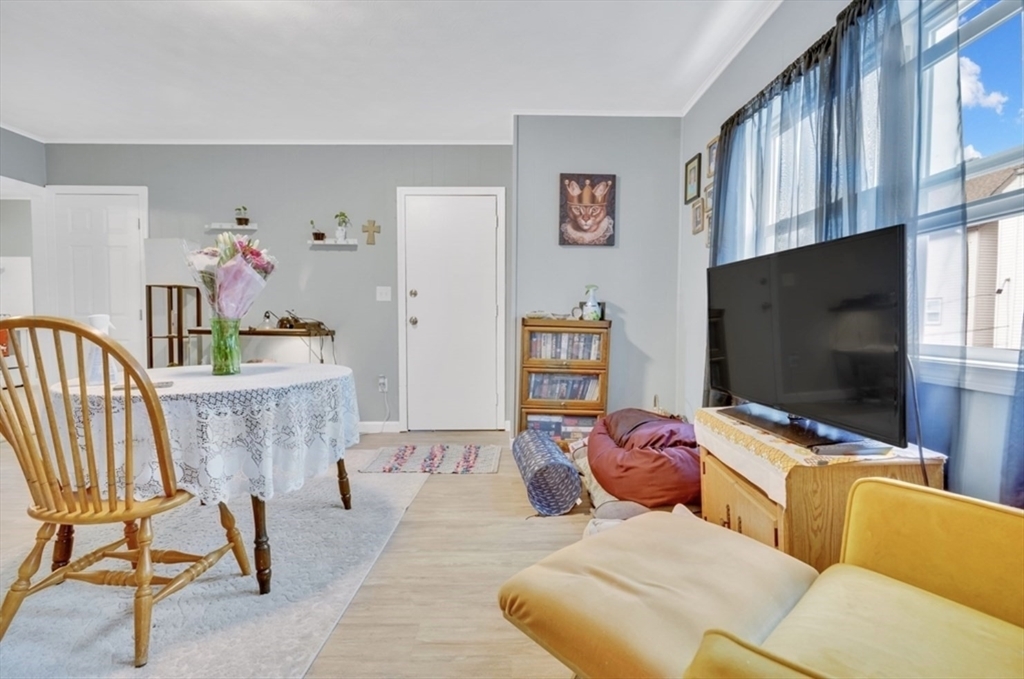 Property Photo: 17 Canonicus MA 02724