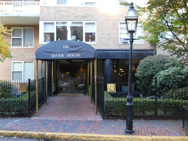 145 Pinckney 113  Boston MA 02114 photo