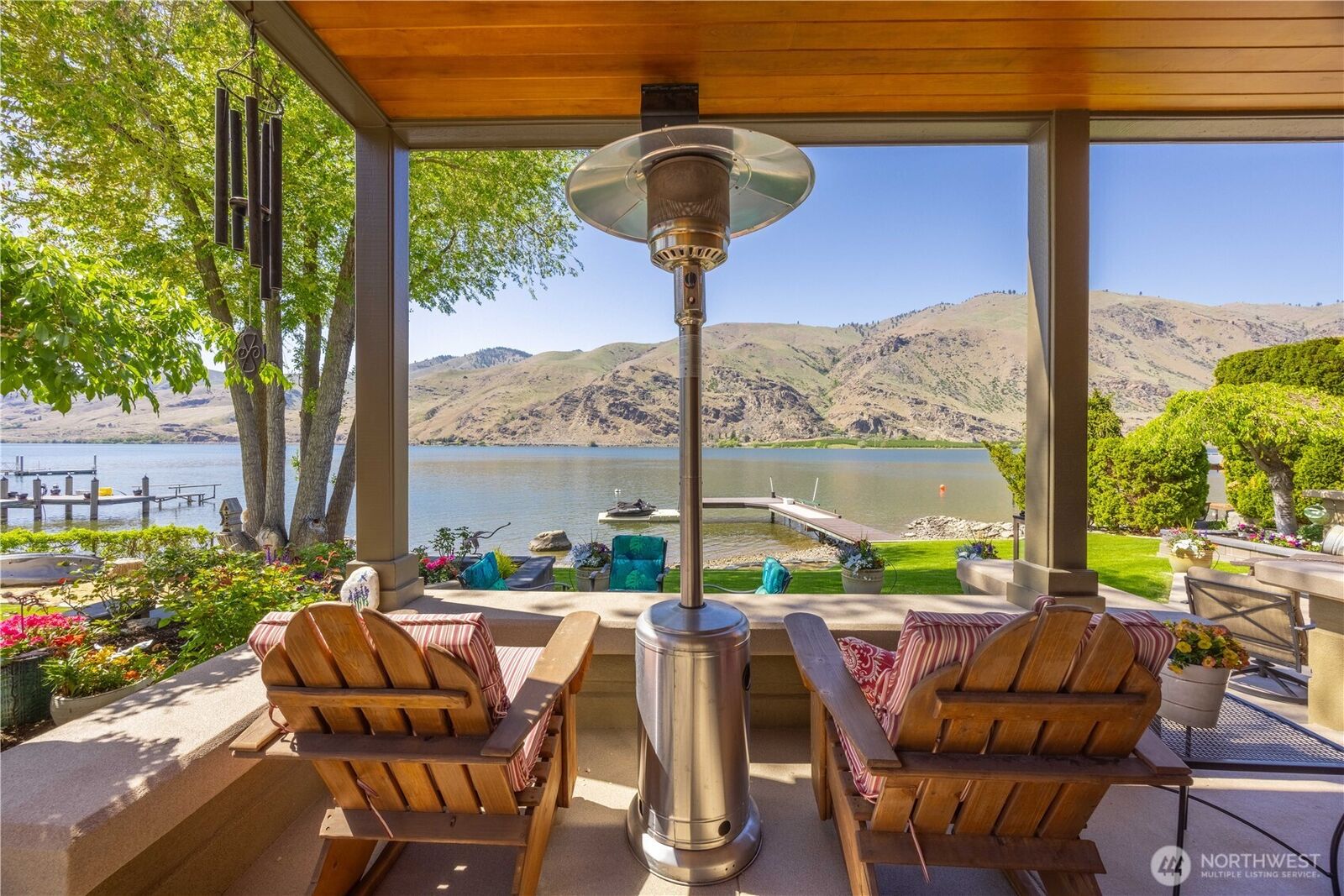 Property Photo:  13687  Whitebird Place  WA 98802 