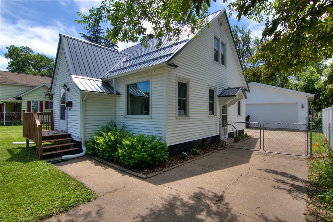 Property Photo: 407 Dwight Street WI 54729