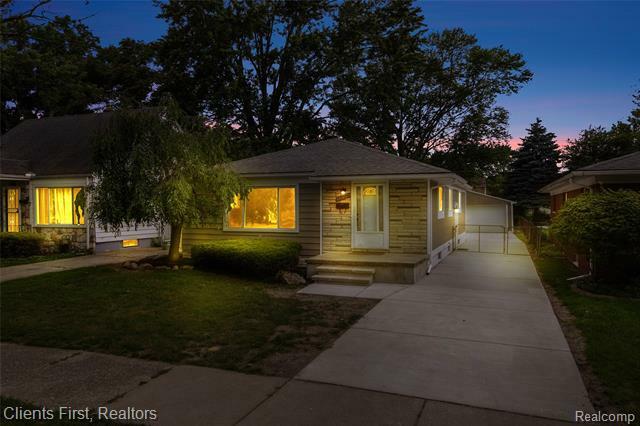 Property Photo:  18473 Olympia  MI 48240 