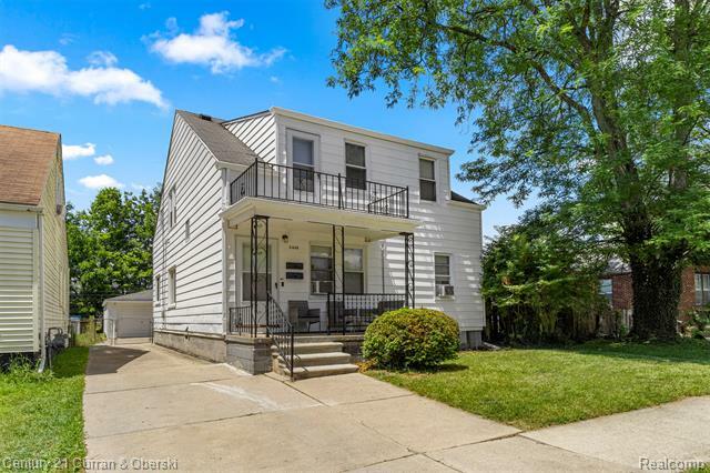 Property Photo:  6445 Heyden Street  MI 48127 