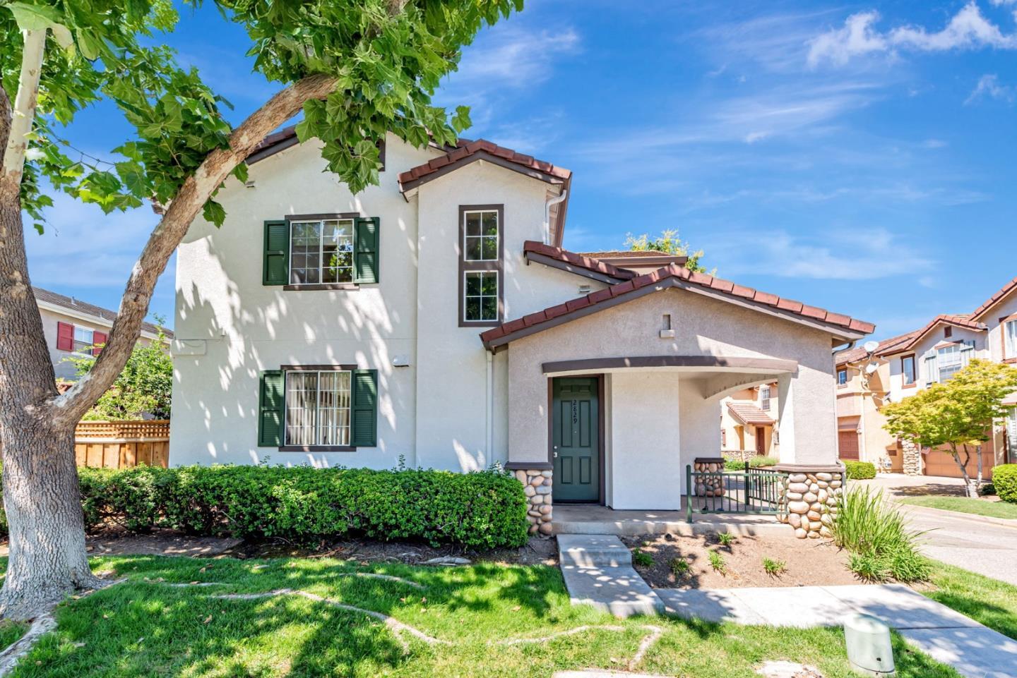 Property Photo: 2829 Rubino Circle CA 95125