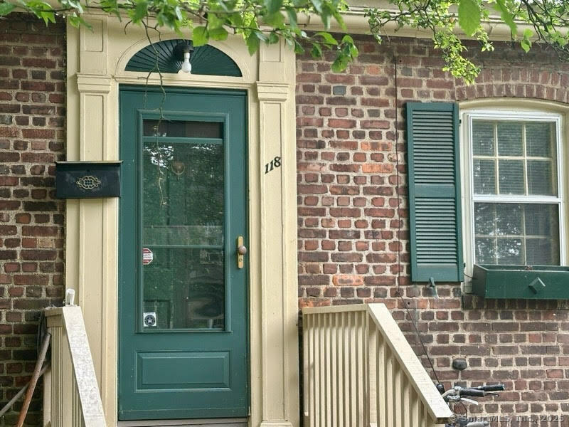 Property Photo: 118 Sims Street CT 06604