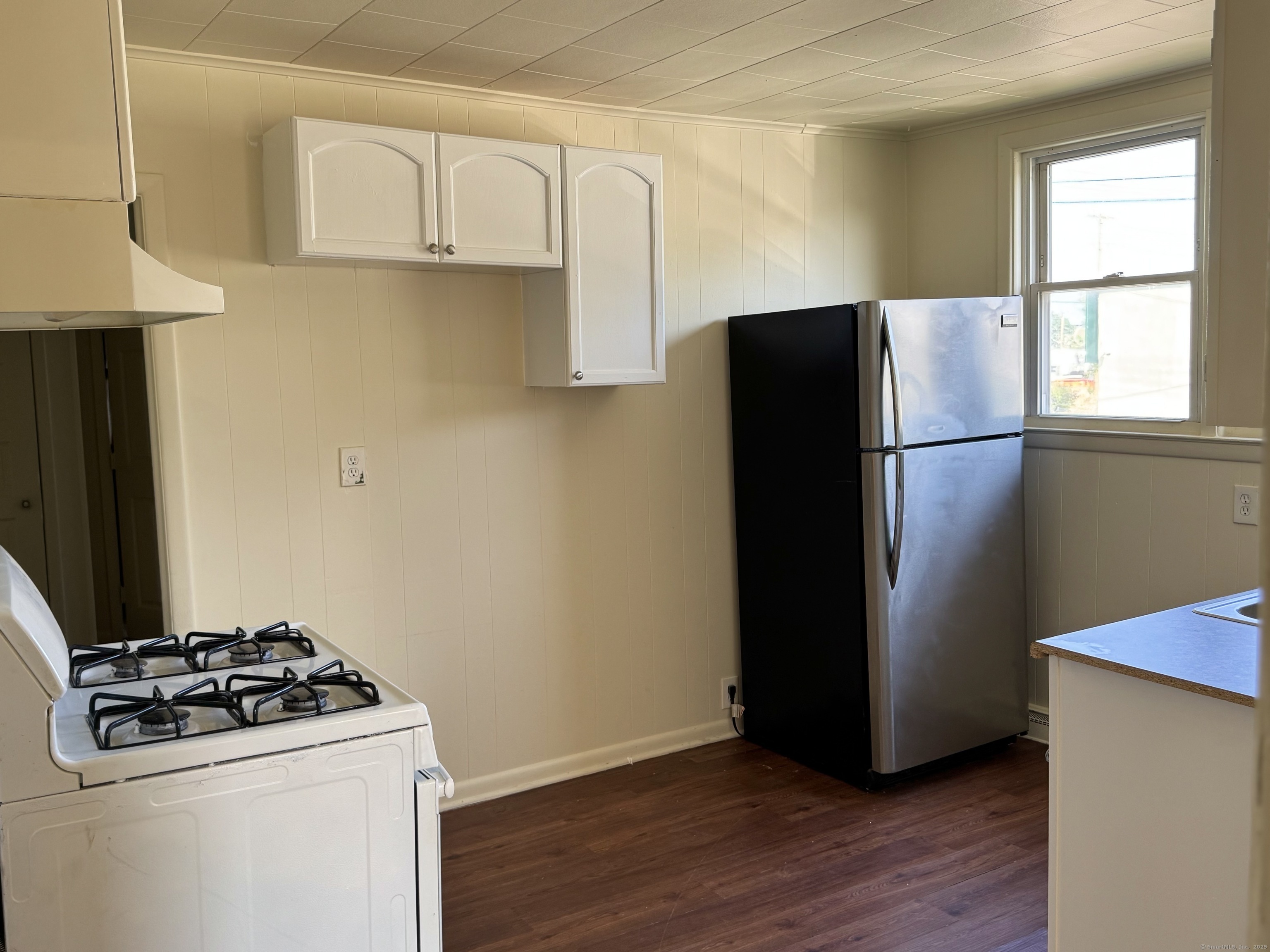 Property Photo:  282 Front Avenue 1B  CT 06516 