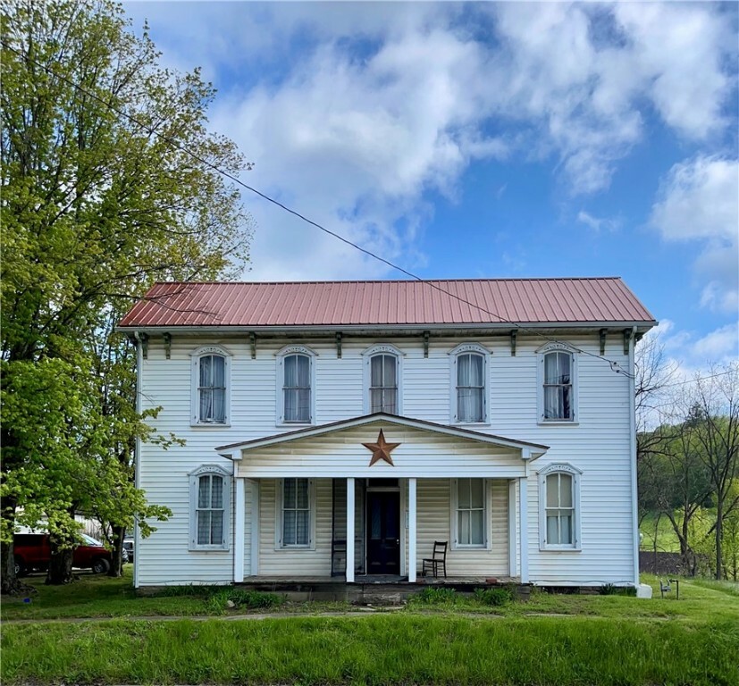 4574 Prosperity Pike  Morris Twp PA 15329 photo