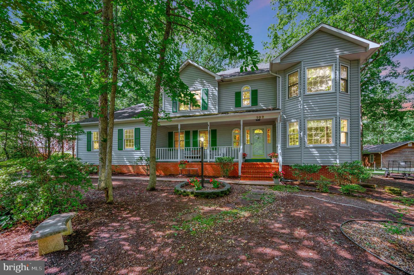 Property Photo: 102 Hillside Drive VA 22508