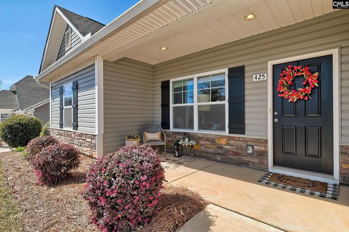 Property Photo:  425 Silver Anchor  SC 29212 