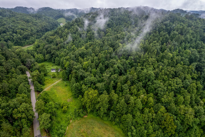 Property Photo:  4840 Kentucky 1812  KY 41301 
