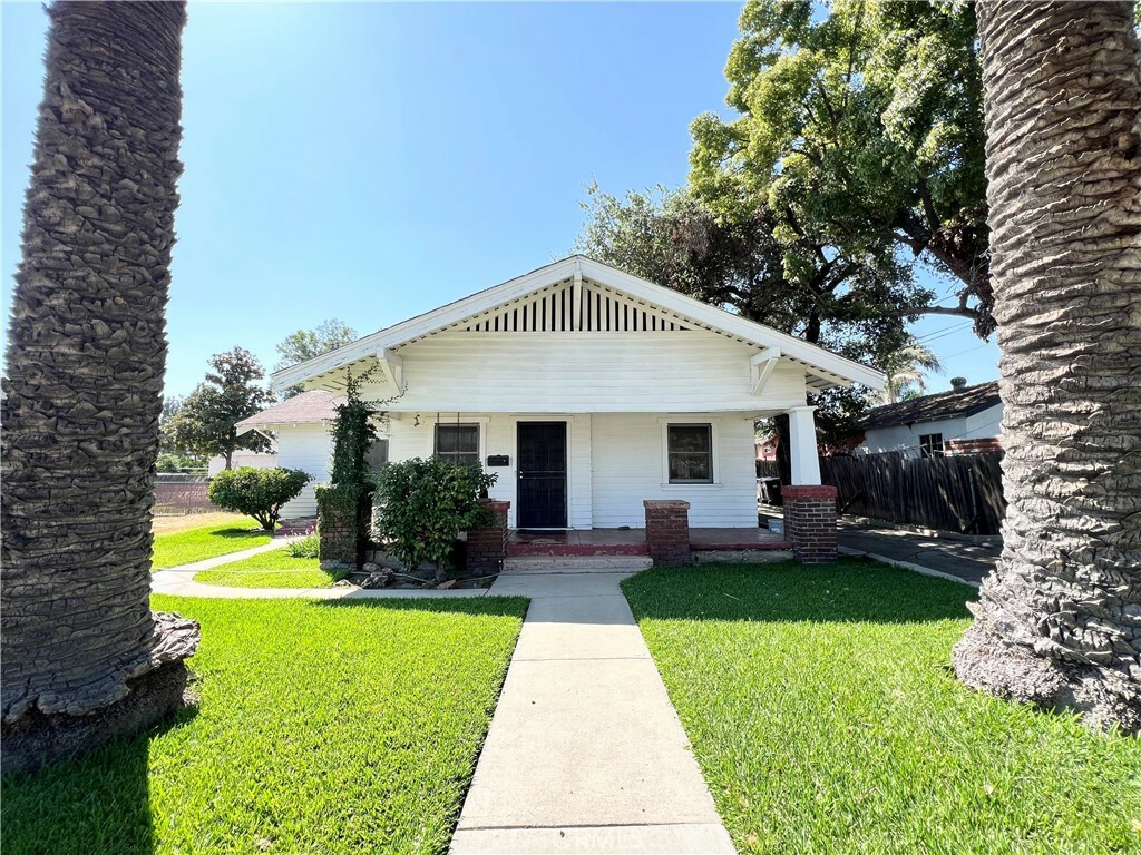 Property Photo: 3855 Maine Avenue CA 91706