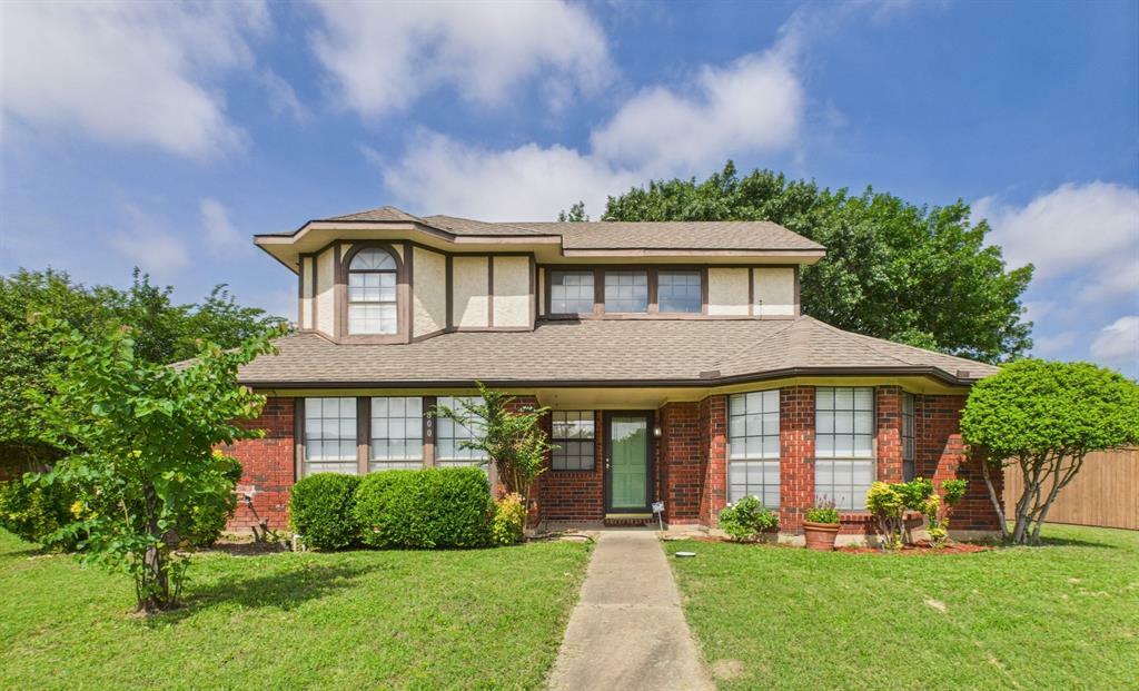 Property Photo: 800 Raintree Court TX 75115