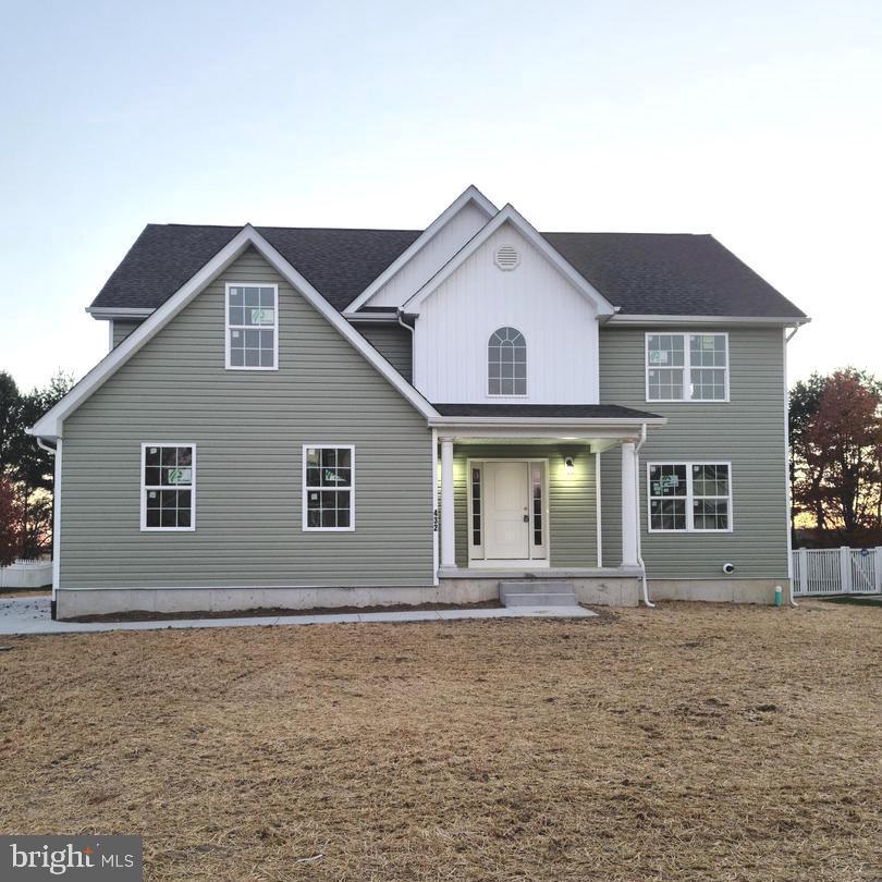 Property Photo: 42 Glenoak Court DE 19934