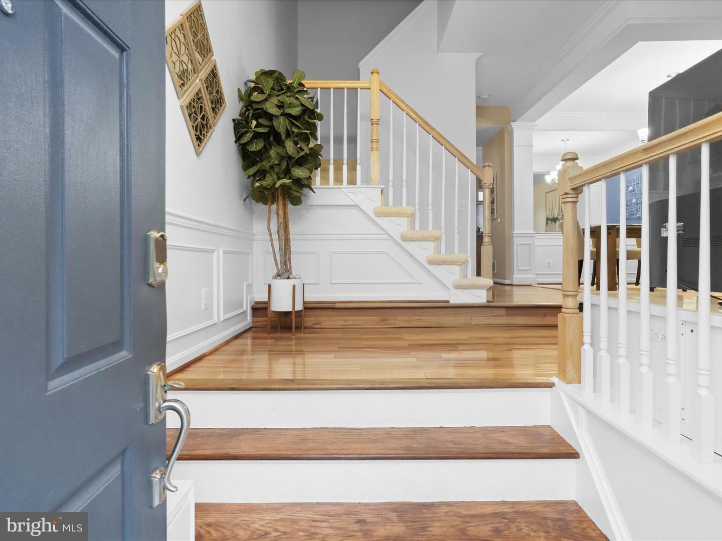 Property Photo: 6528 Osprey Point Lane VA 22315