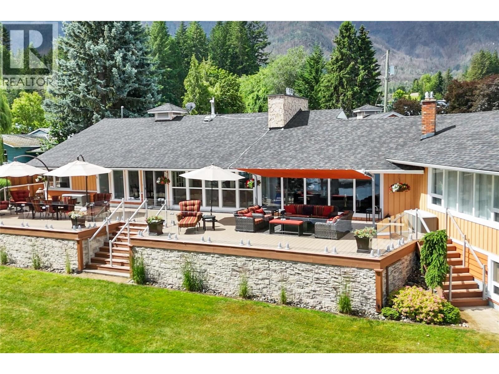 Property Photo:  957 Garroway Road  BC V0E 2W0 