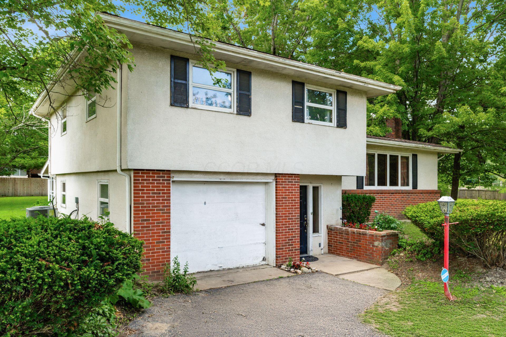Property Photo: 218 Blacks Road OH 43062
