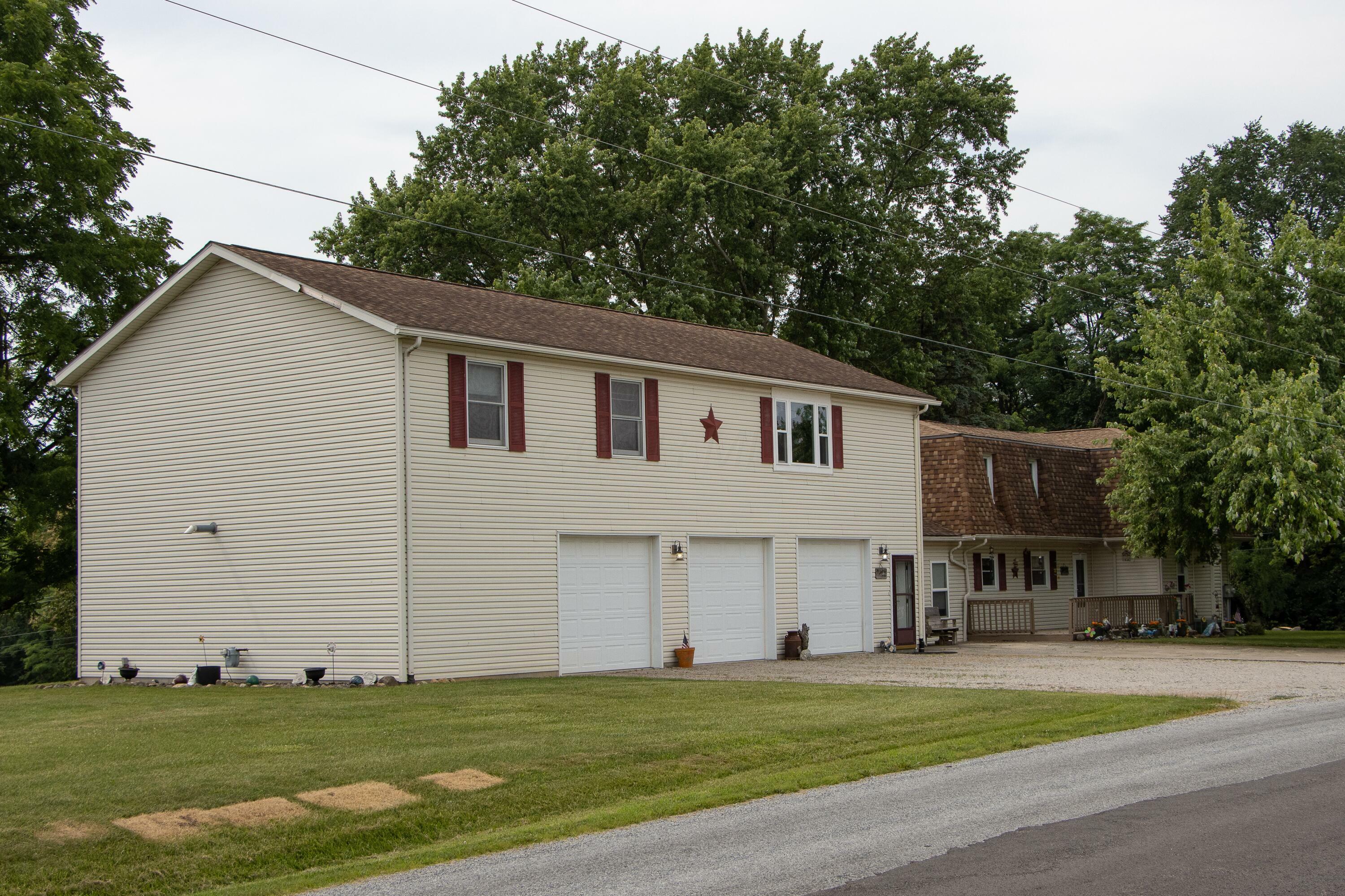 Property Photo:  4494 County Road 15  OH 43334 
