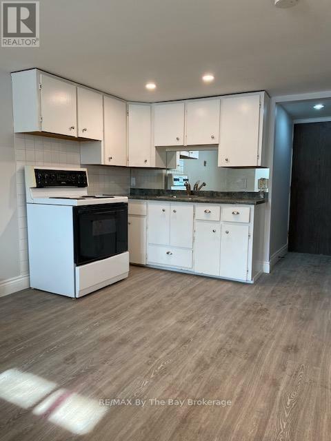 Property Photo: 46 - 48 Lombard Street 2 ON N4L 1X5