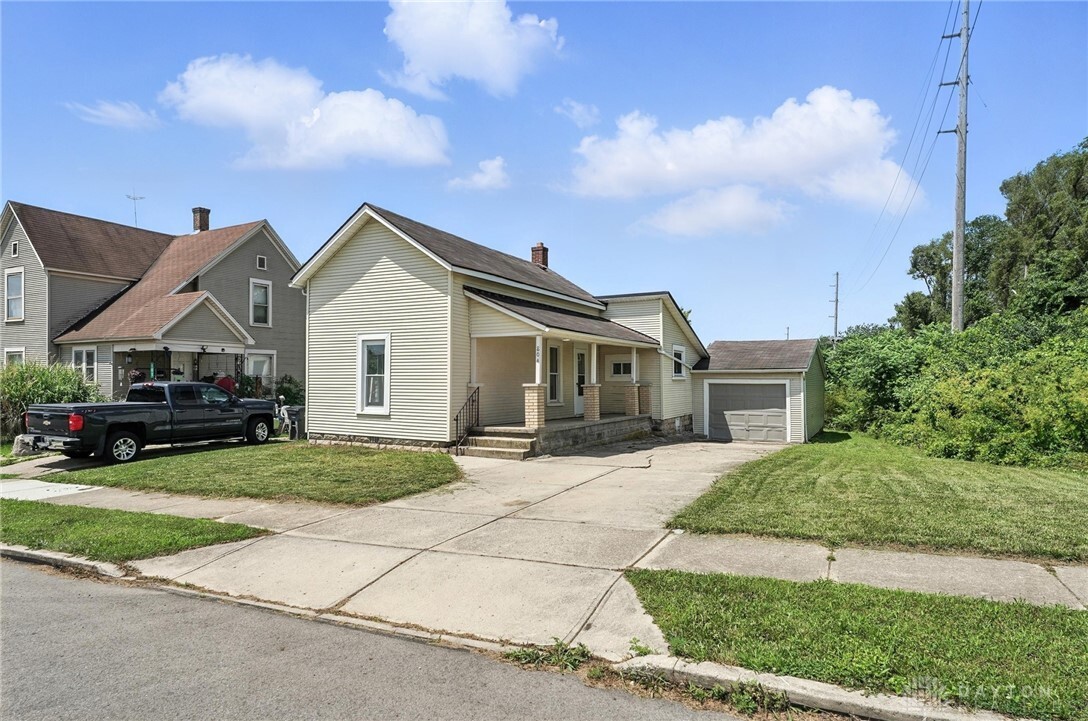 Property Photo: 804 S Walnut Street OH 45373