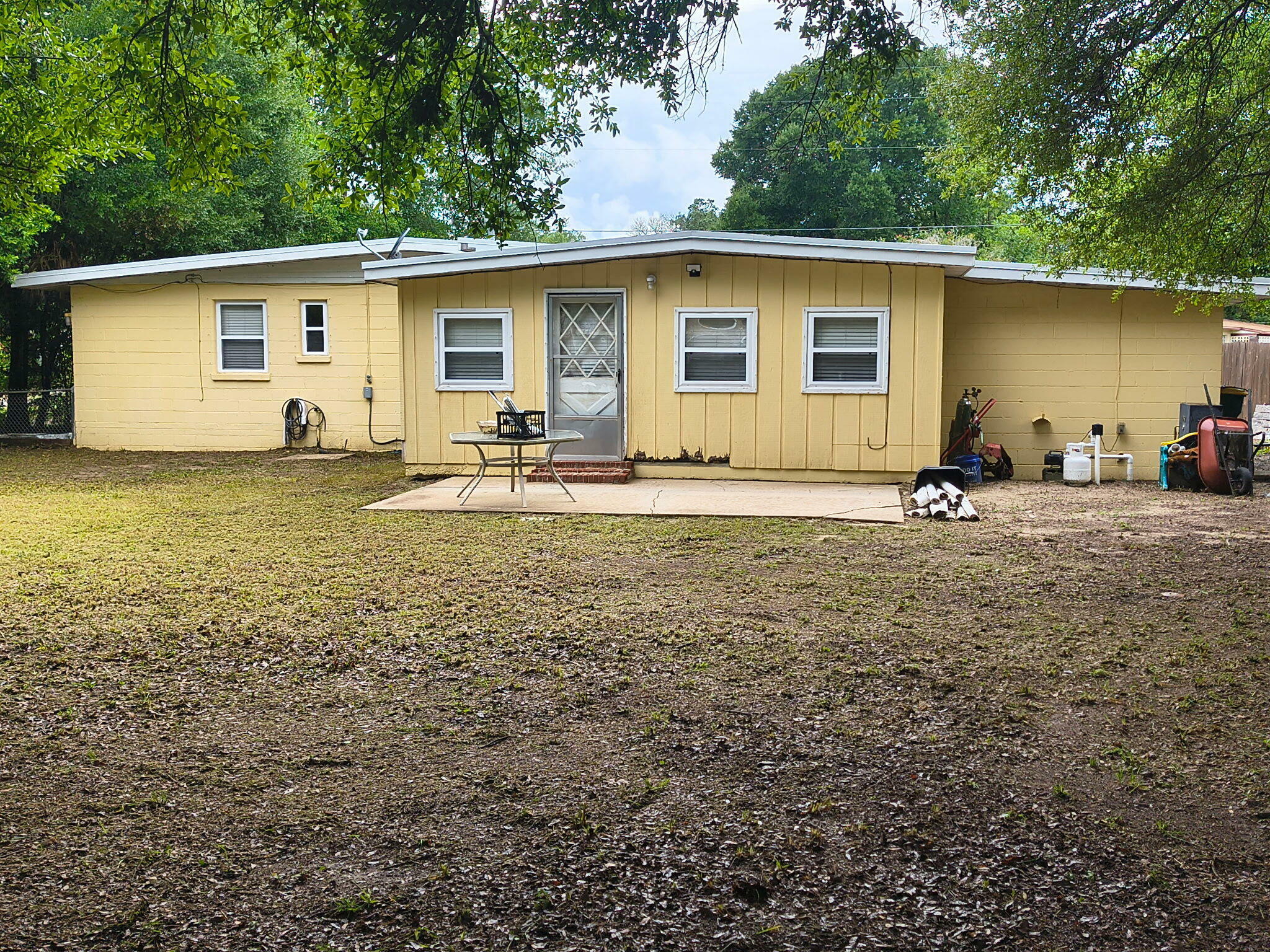 Property Photo:  103 Forest Drive  FL 32547 