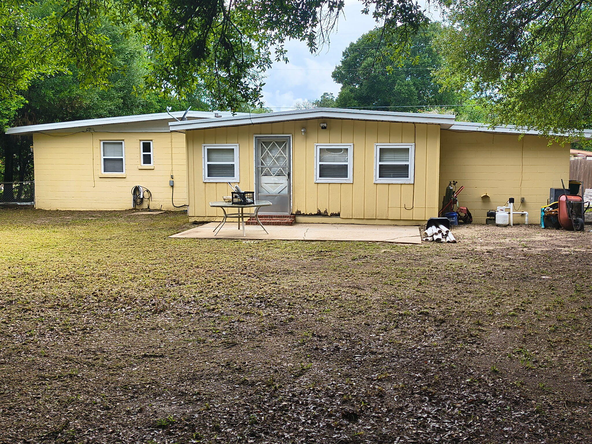 Property Photo: 103 Forest Drive FL 32547