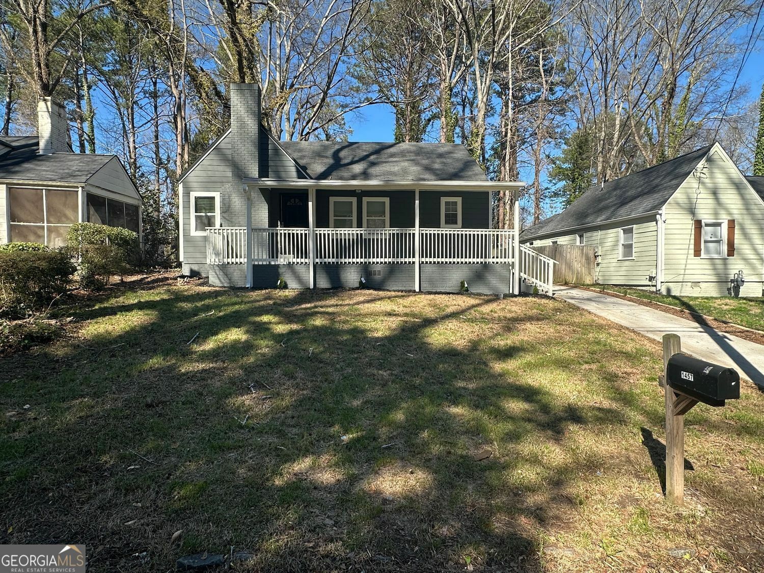 Property Photo: 1457 Richland Road Southwest Road SW GA 30310