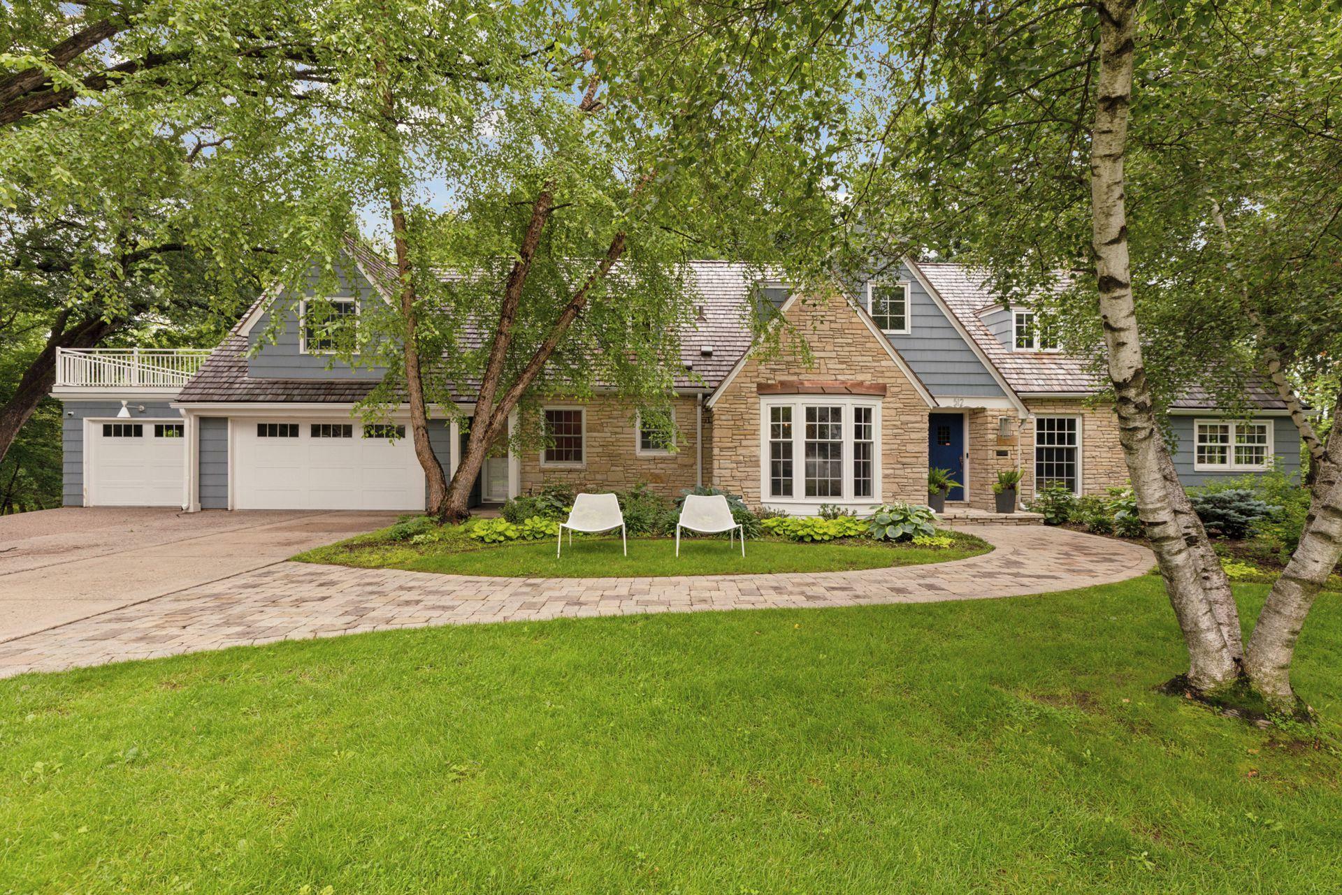 Property Photo:  512 Janalyn Circle  MN 55416 