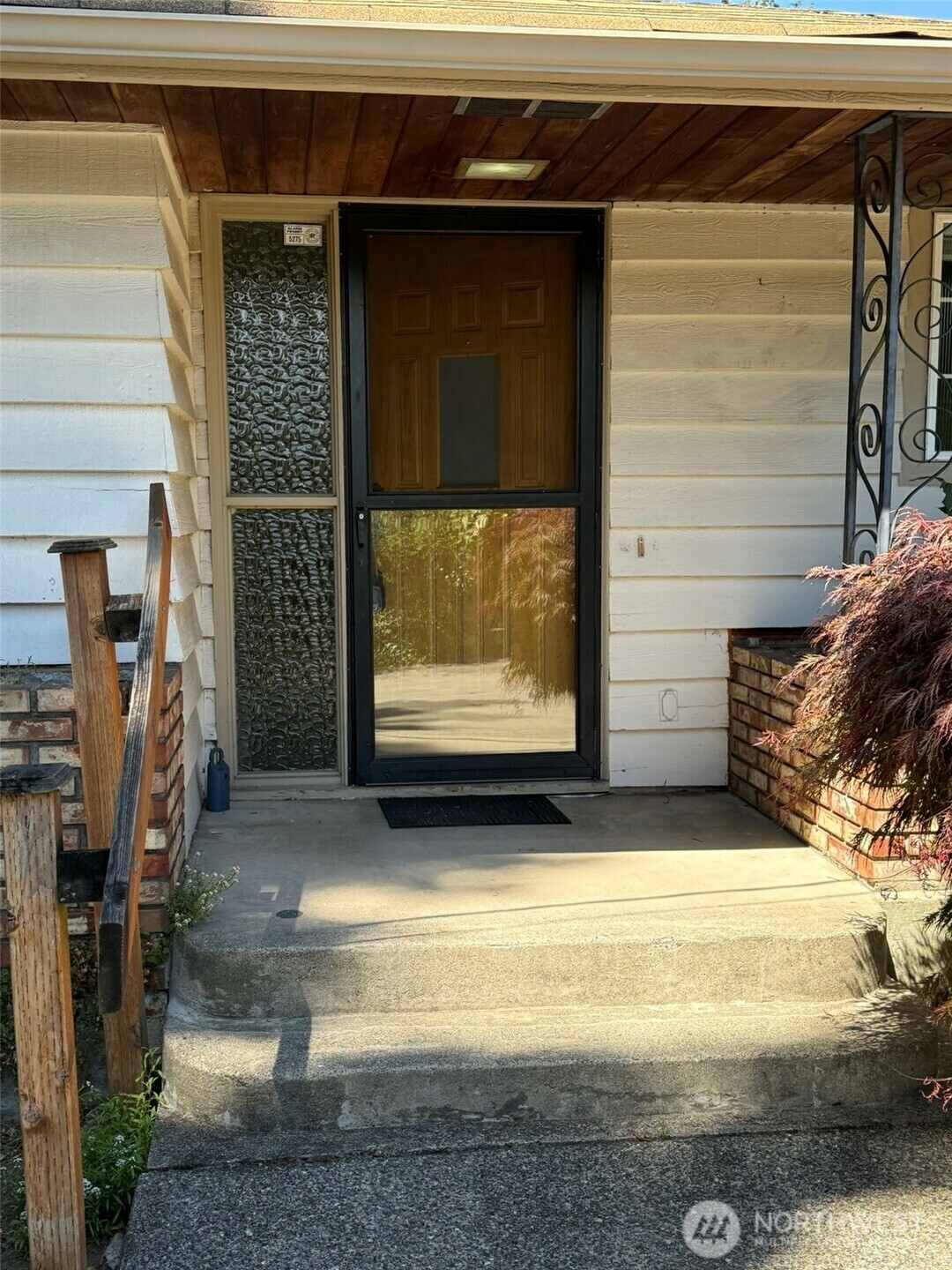 Property Photo: 2432 Jones Avenue NE WA 98056
