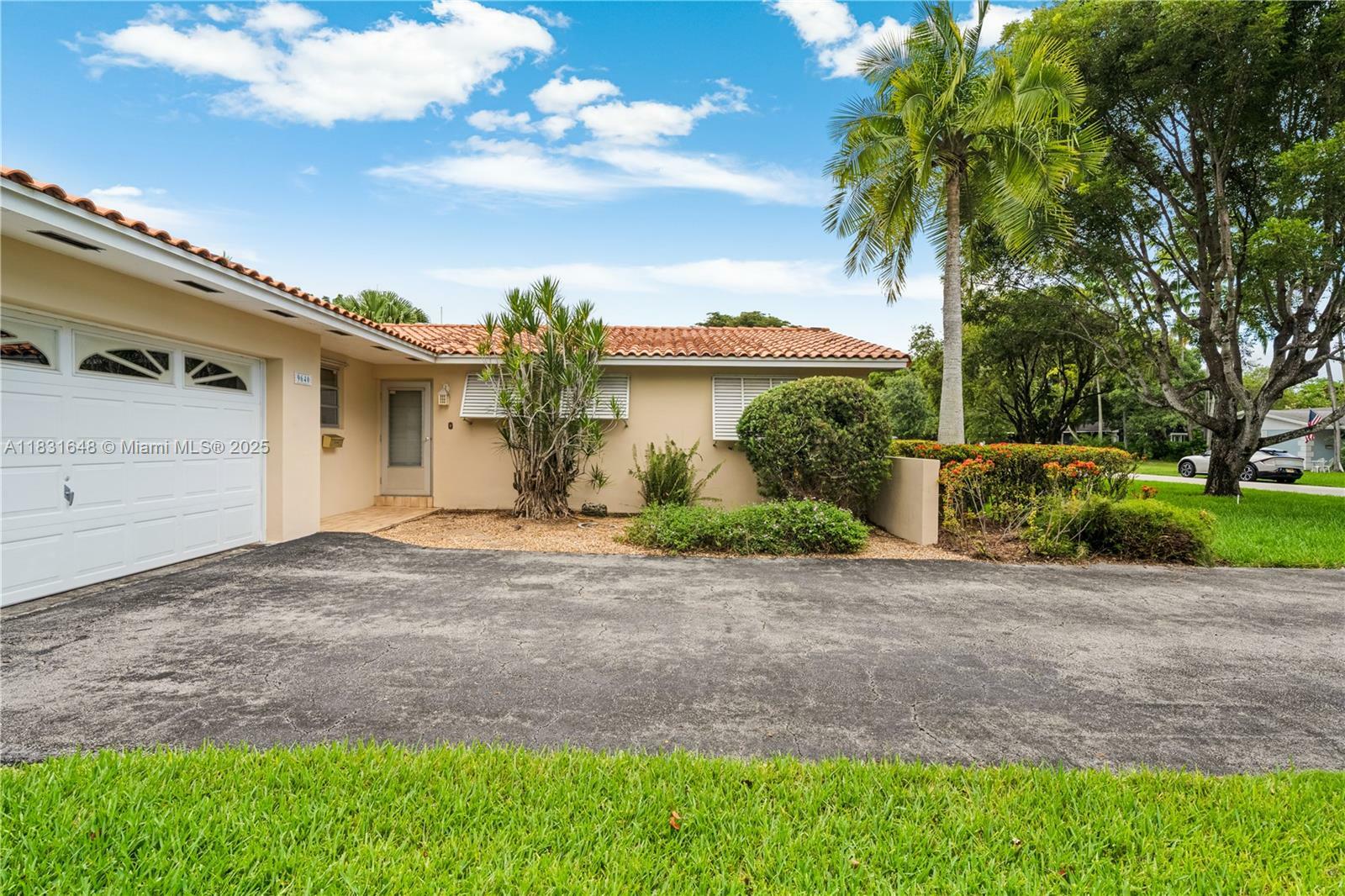 Property Photo: 9640 SW 72nd Ct FL 33156