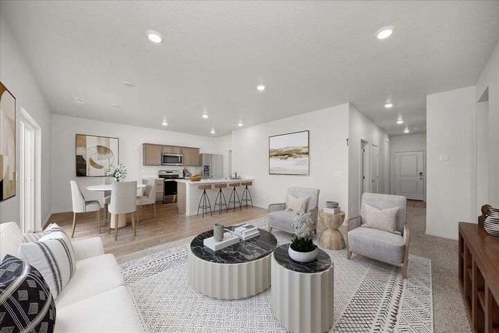 Property Photo:  718 E L St  WA 99006 