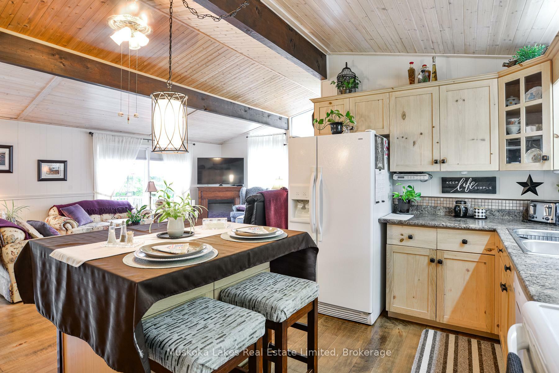 Photo de la propriété:  1027 Cowan Park Road  ON P0B 1M0 