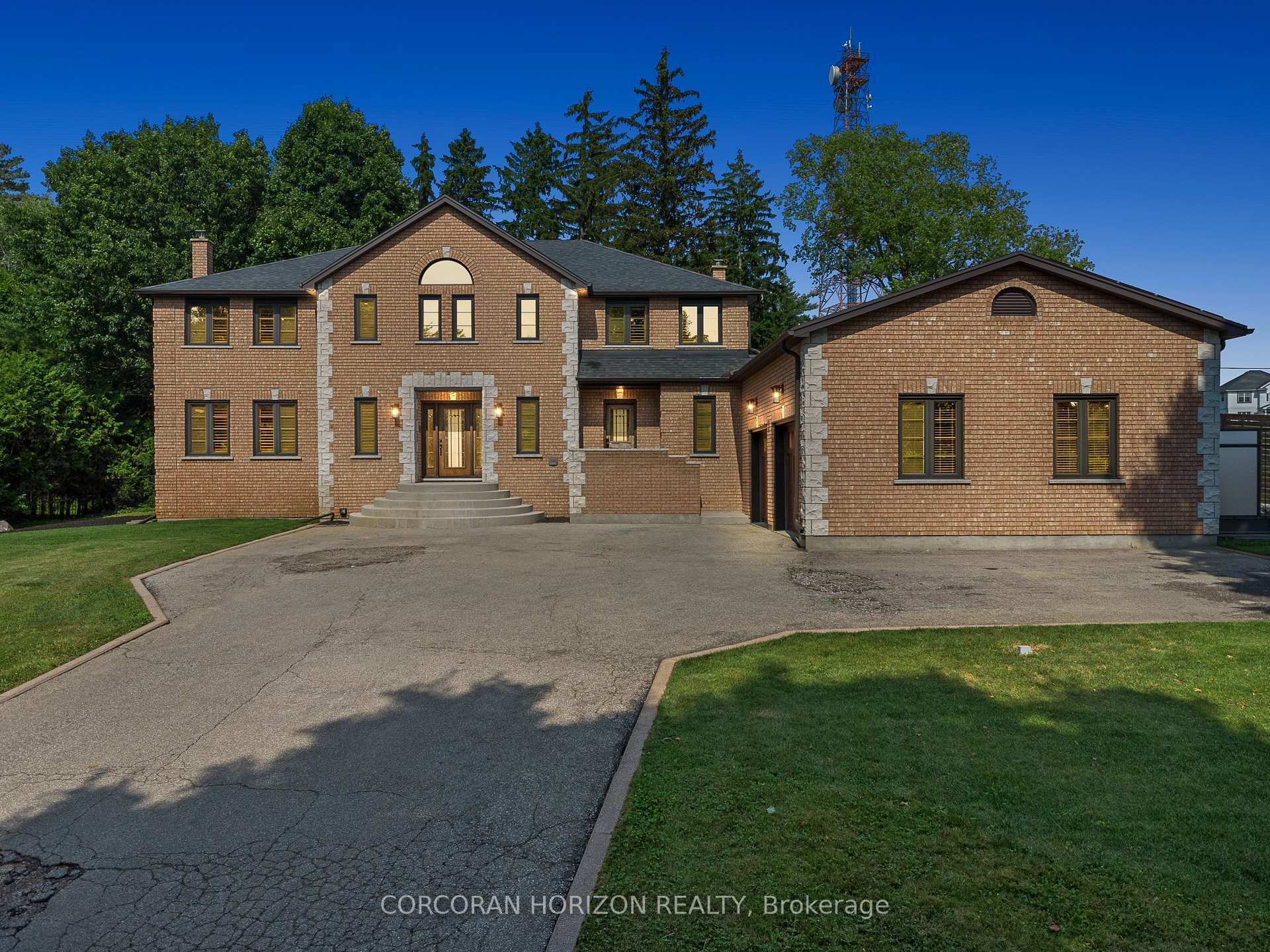 422 Pinnacle Drive  Kitchener ON N2P 2P8 photo