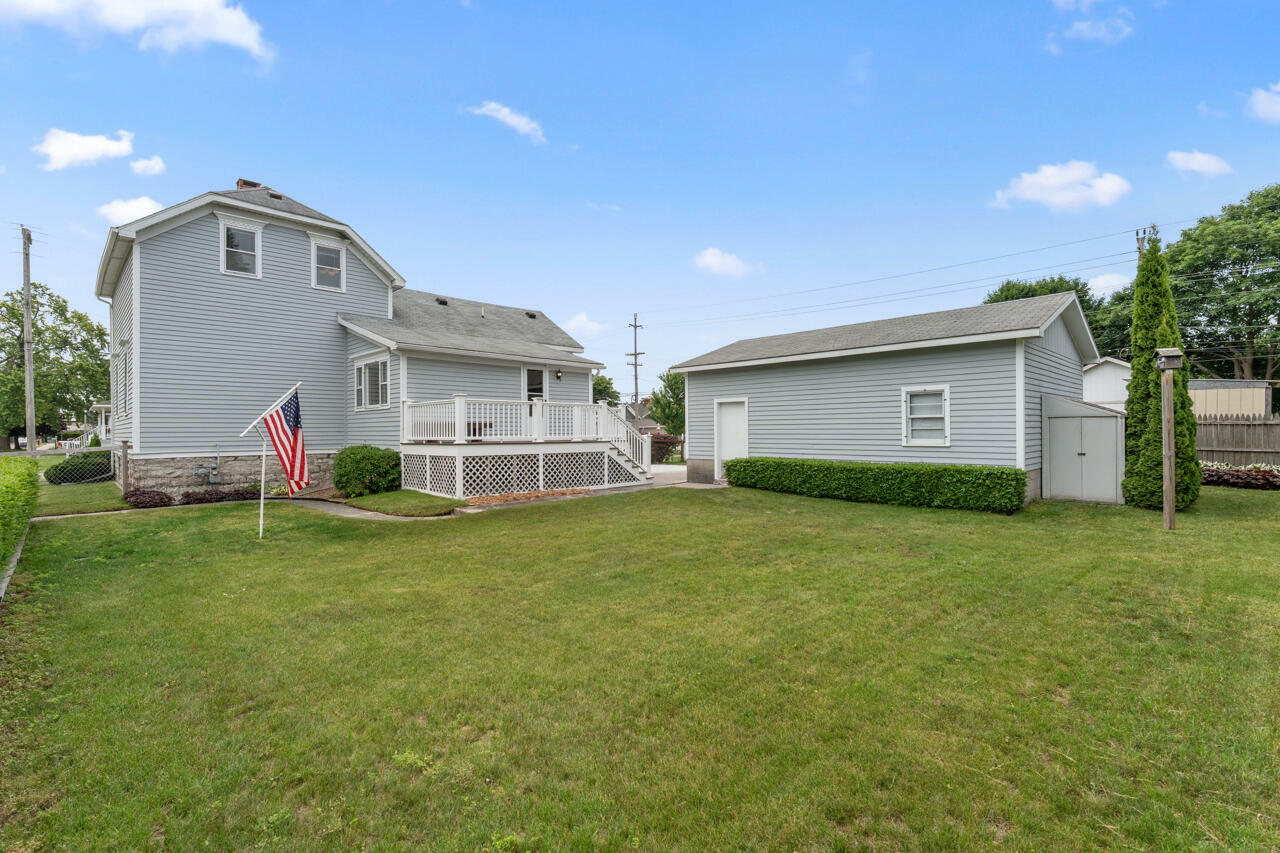 Property Photo: 623 Merchant Street MI 49707