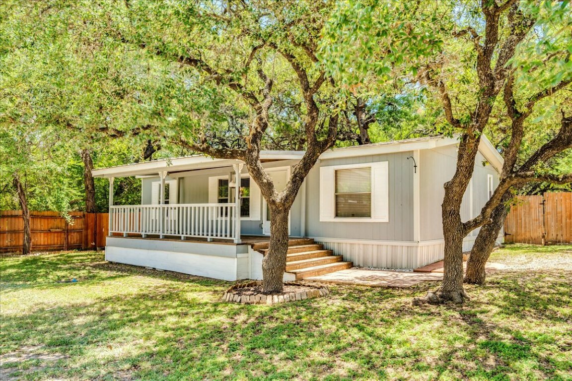 Property Photo: 805 High Mesa Drive TX 78676