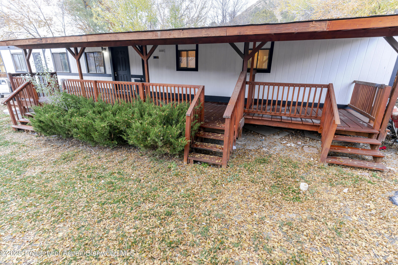 Property Photo: 144 Navajo Street CO 81647