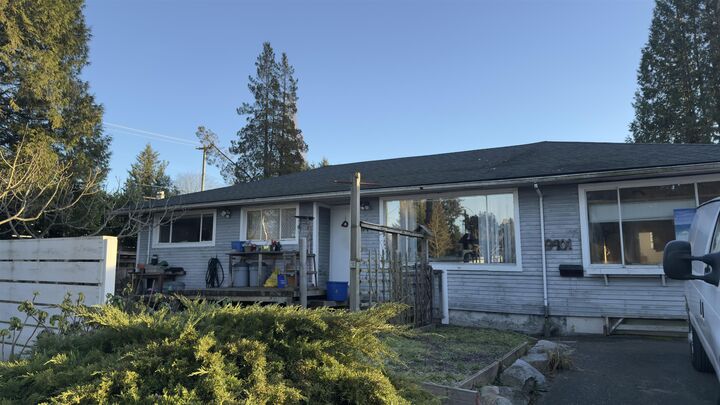 9401 Dawson Crescent  Delta BC V4C 5G7 photo