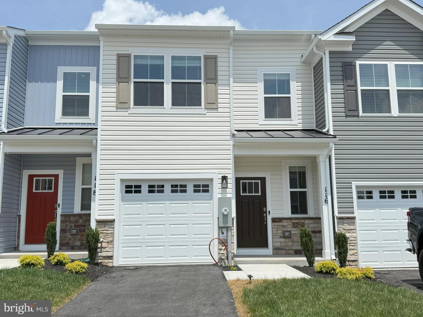 Property Photo: 116 Nootka Way VA 22602
