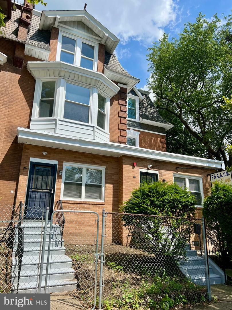 Property Photo: 5213 N Broad Street PA 19141