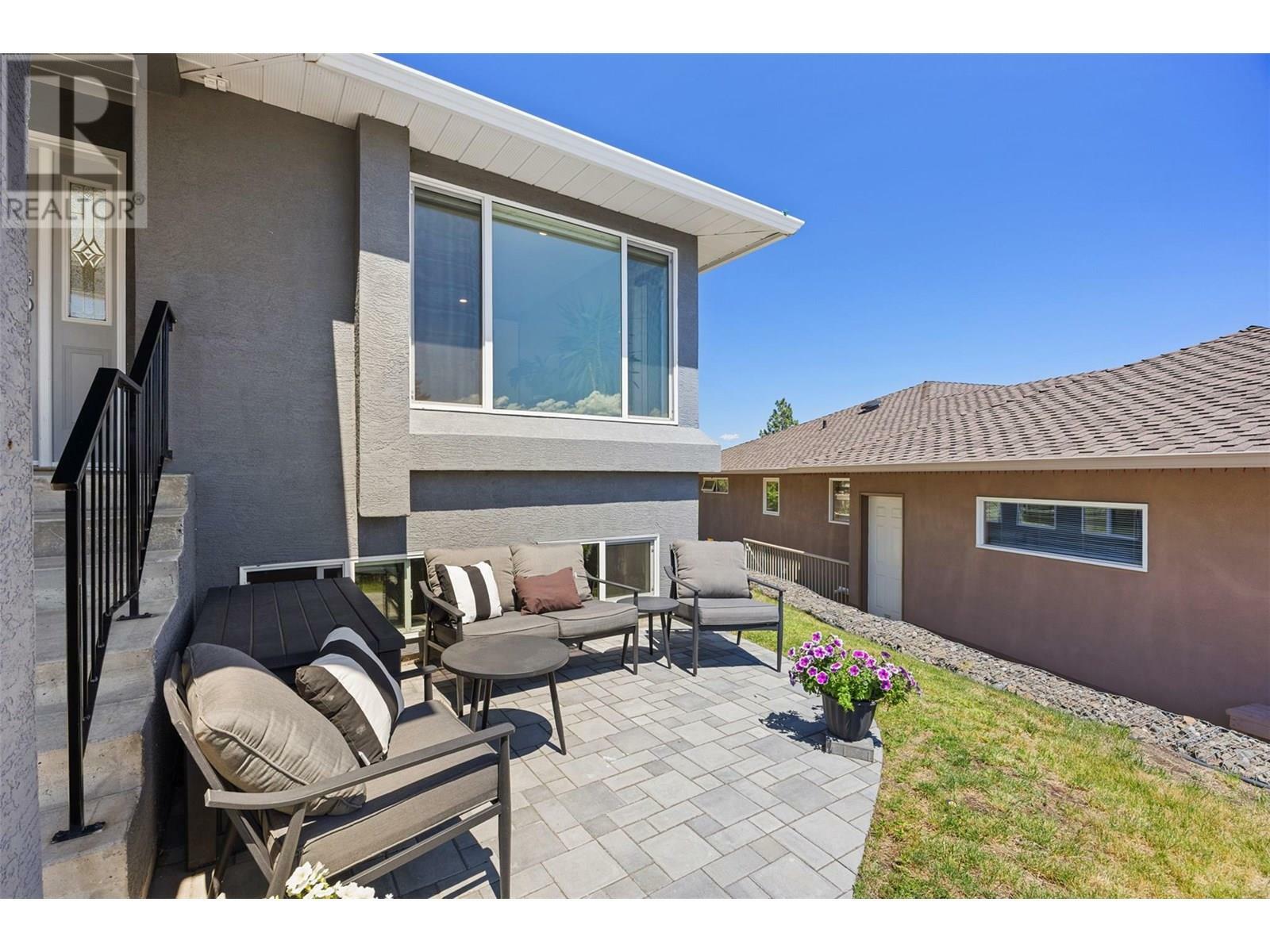 Property Photo:  1986 Sapphire Court  BC V2E 2P1 