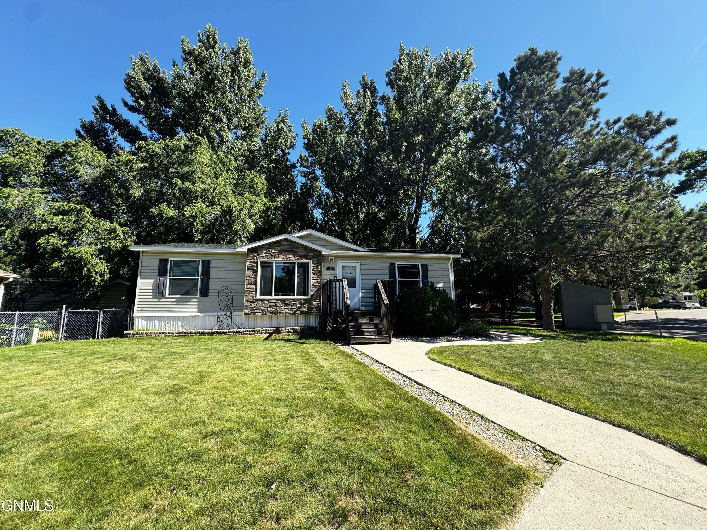 Property Photo: 426 Dover Drive ND 58504