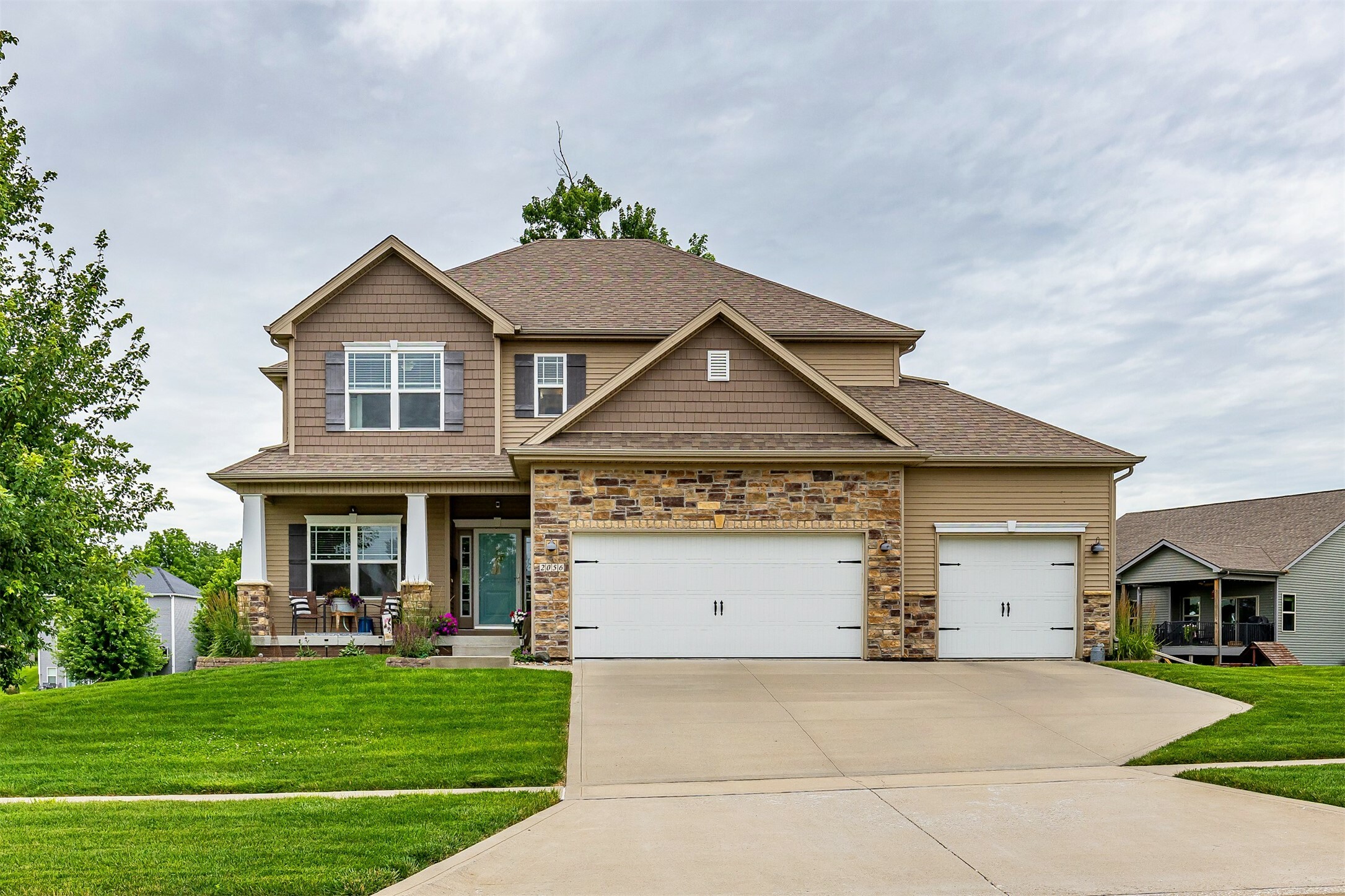2056 SE Fox Valley Drive  West Des Moines IA 50265 photo
