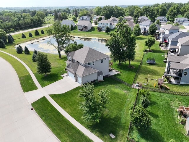 Property Photo: 2056 SE Fox Valley Drive IA 50265
