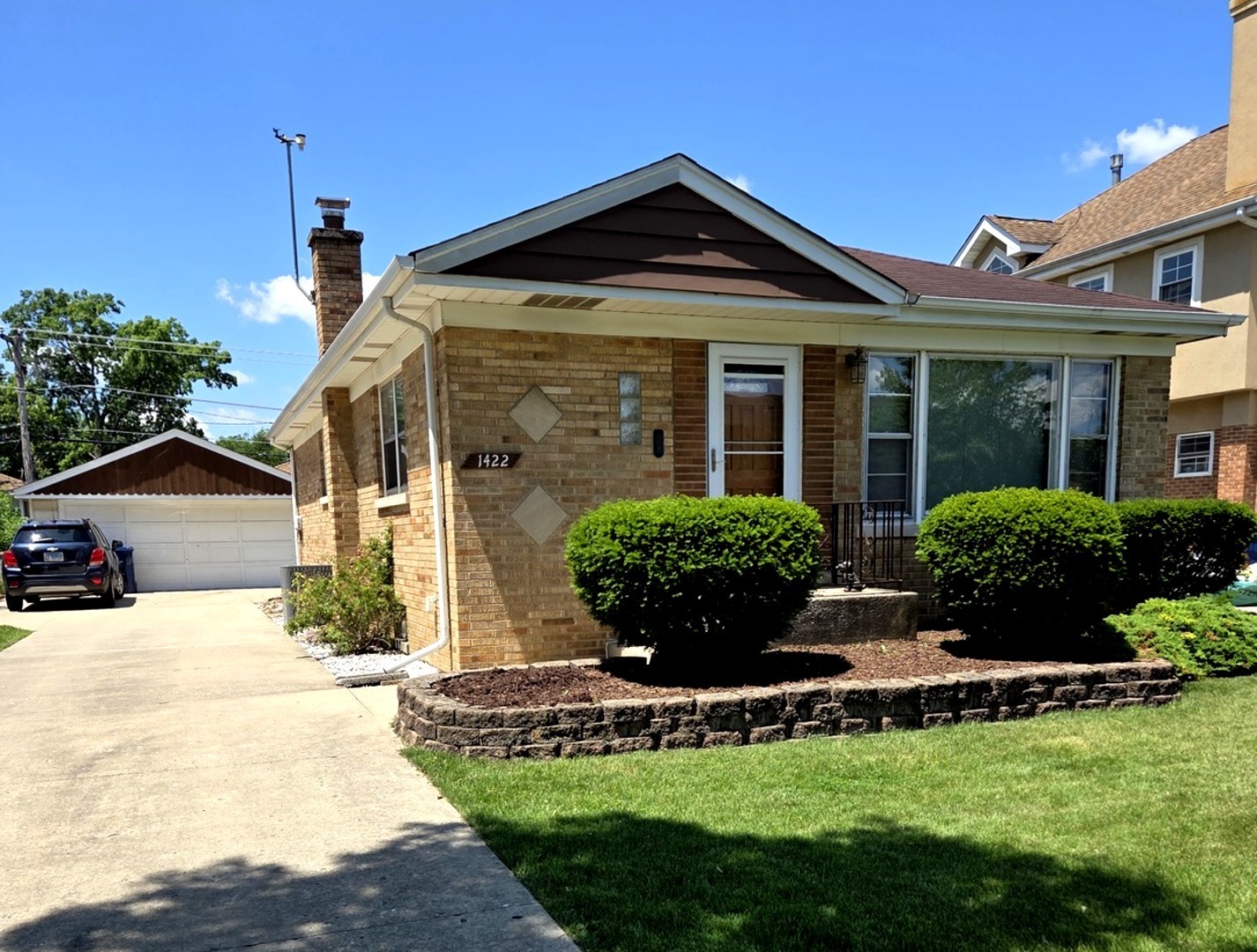 1422 Homestead Road  La Grange Park IL 60526 photo