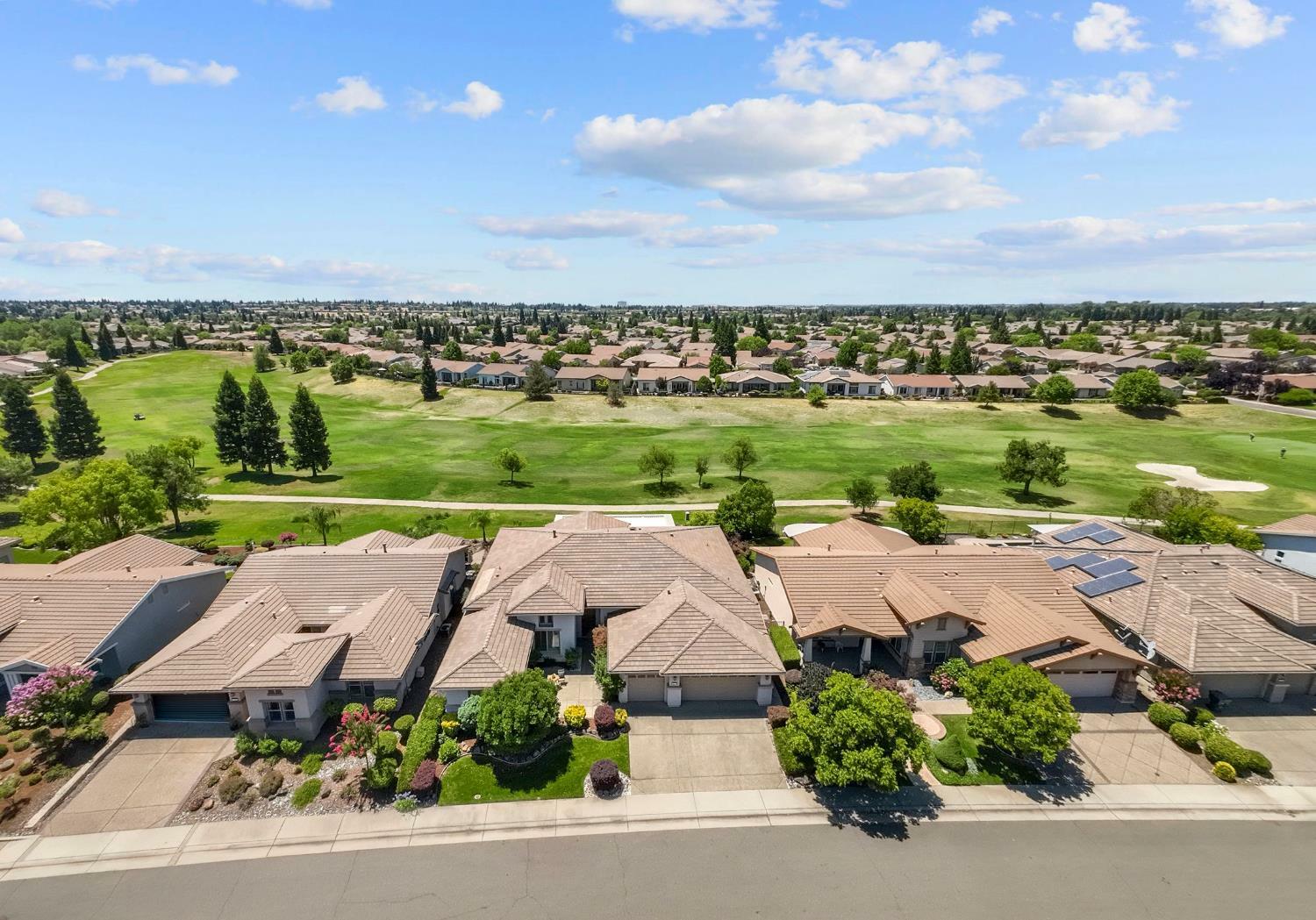 Property Photo: 1077 Overland Lane CA 95648