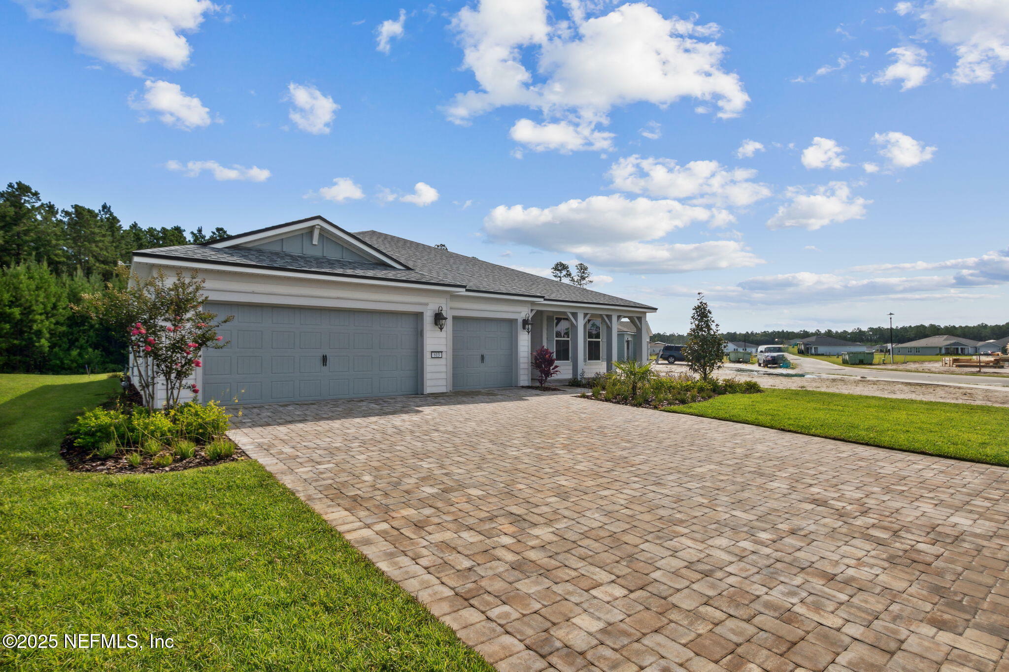 Property Photo: 613 Witty Banter Court FL 32097