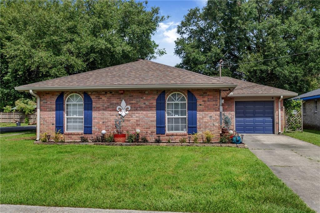 Property Photo: 3039 College Street LA 70458