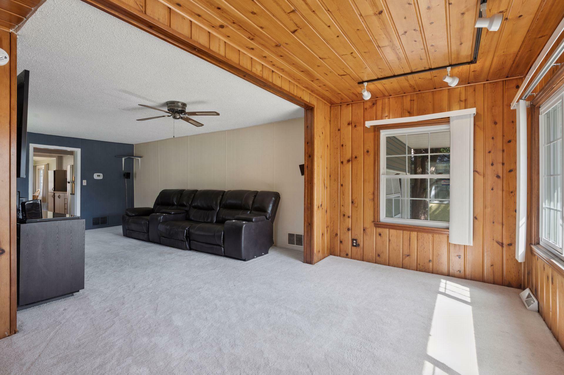 Property Photo:  1051 Farrington Street  MN 55117 