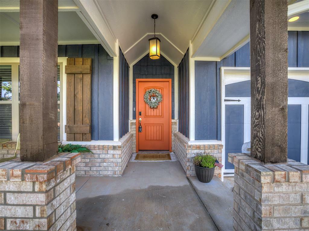 Property Photo: 15913 Windrush Place OK 73013