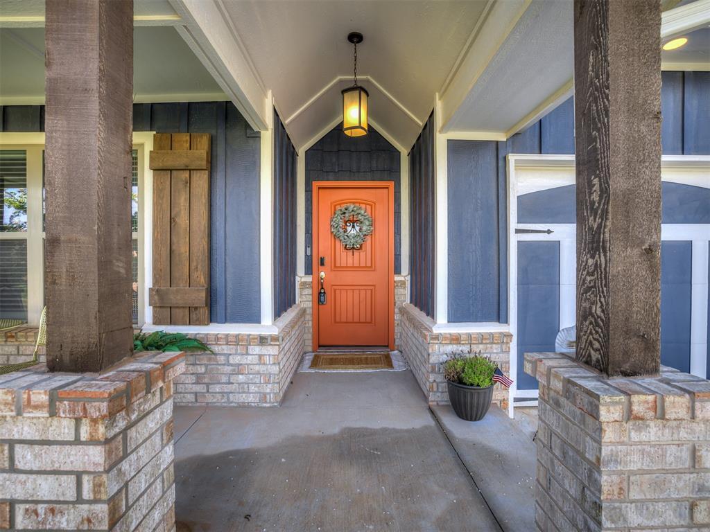 Property Photo: 15913 Windrush Place OK 73013